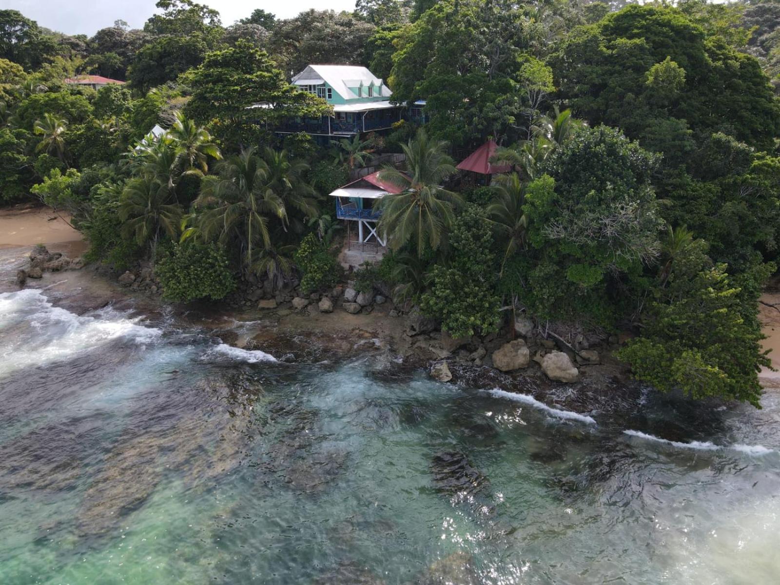 Tesoro Escondido Ecolodge Cabinas Bocas del Toro Eksteriør bilde